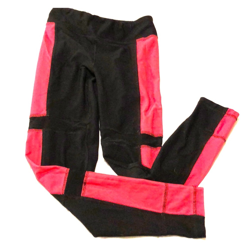 Girls 90degrees leggings with 2 sheer “peekaboo”